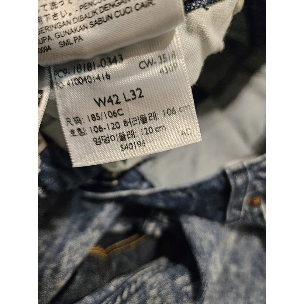 Levis 541 Jeans Mens 42x32 Blue Acid Wash Athletic Fit Taper Stretch Denim - Picture 13 of 13
